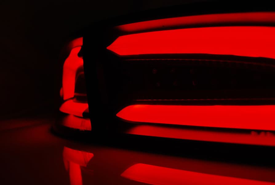 Zadné svetlá Seat Ibiza 02-08 Red LED BAR Smoke – náhľad 3