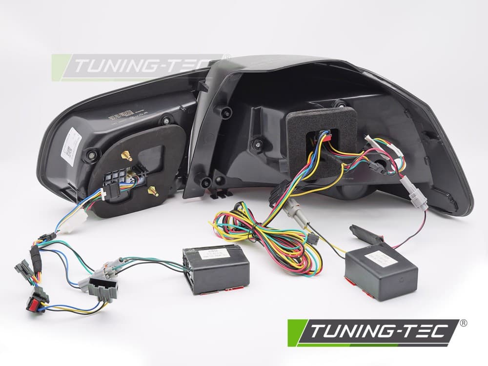 Zadné OLED svetlá VW Golf 6 Smoke – náhľad 4