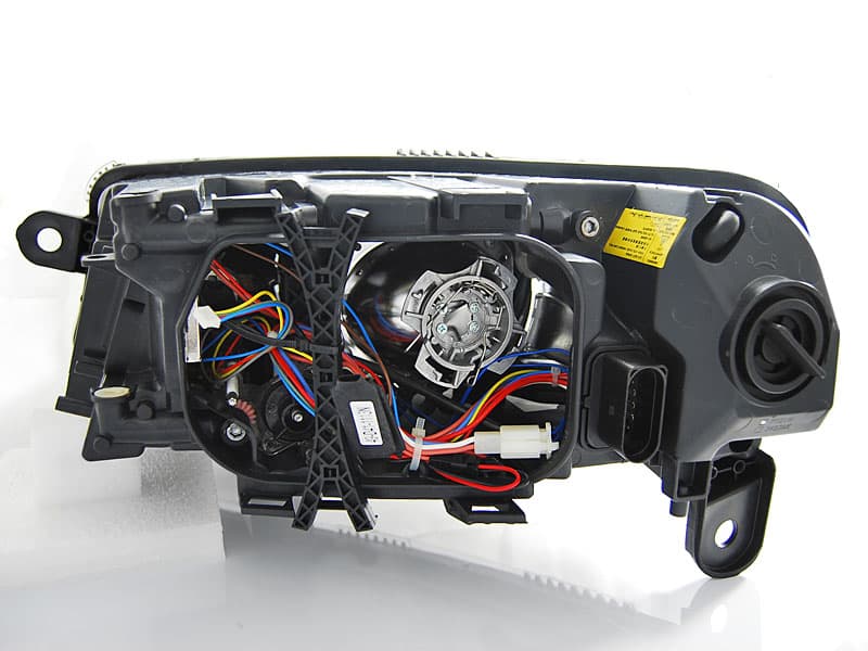 Predné svetlá Audi A6 C6 04-08 DRL Xenón – náhľad 2