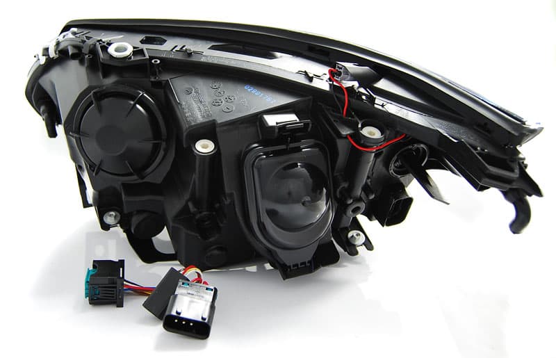 Predné svetlá BMW E60 E61 Halogen Angel Eyes Black – náhľad 2