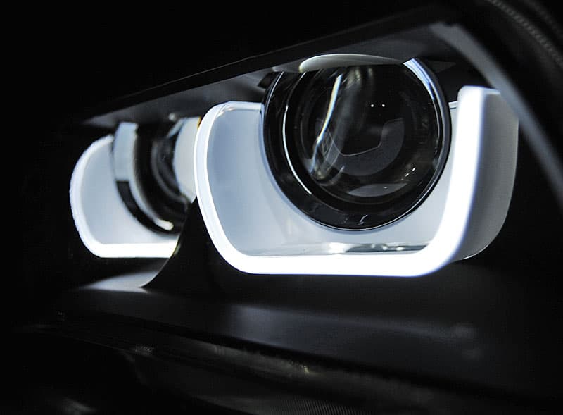 Predné svetlá BMW X1 E84 12-14 Xenón Tube Light Black – náhľad 3