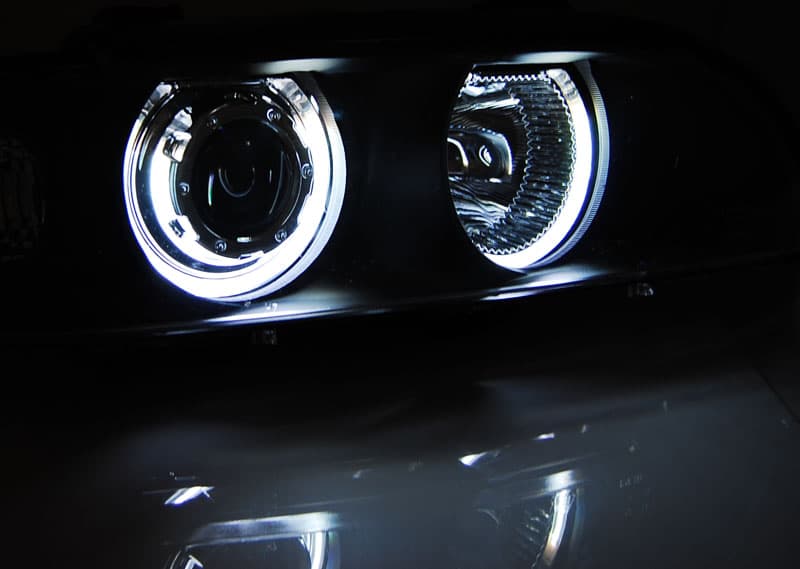 Predné svetlá BMW E39 CCFL Angel Eyes Black – náhľad 3