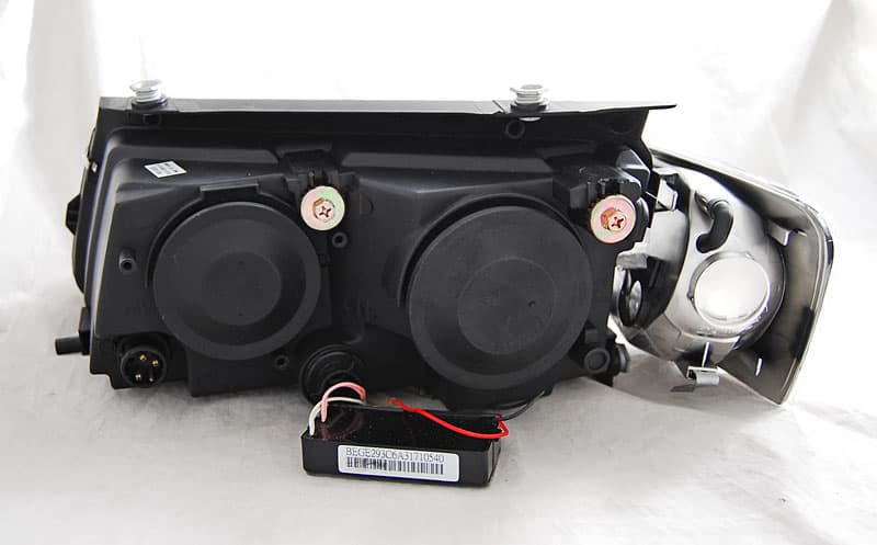 Predné svetlá VW Passat B5 3B CCFL Angel Eyes Chrome – náhľad 2