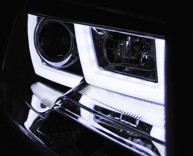Predné svetlá VW T5.1 10-15 U-TYPE Chrome – náhľad 2