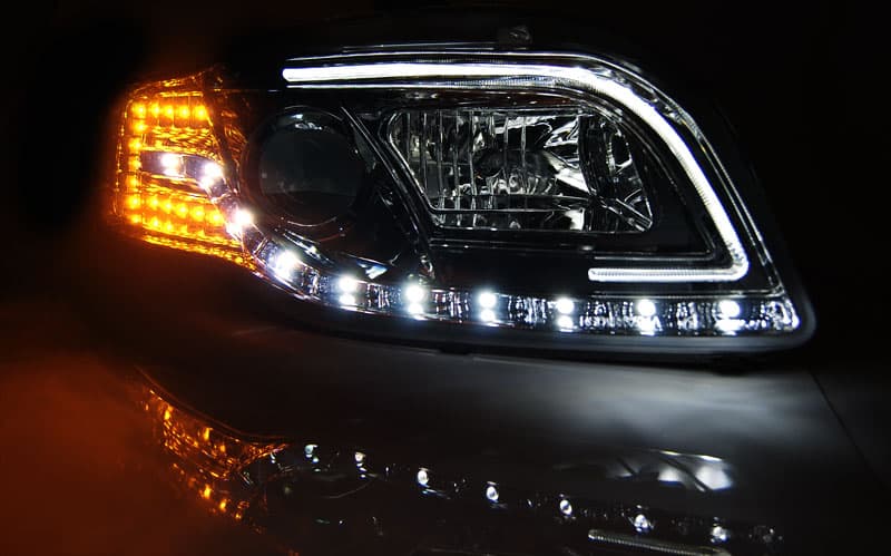 Predné svetlá Audi A4 B7 04-08 Tube Light Chrome – náhľad 3
