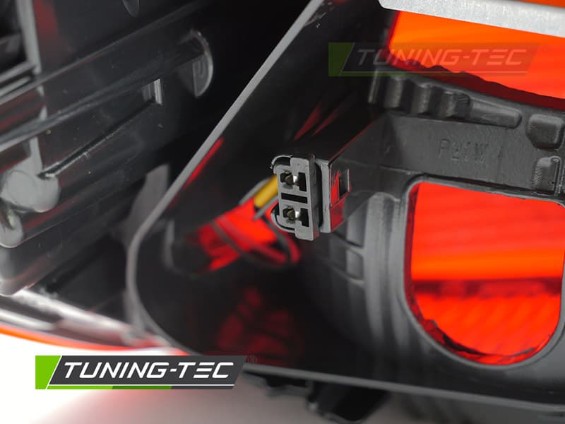 Zadné svetlo pravé TYC BMW F30 11-15 – náhľad 4