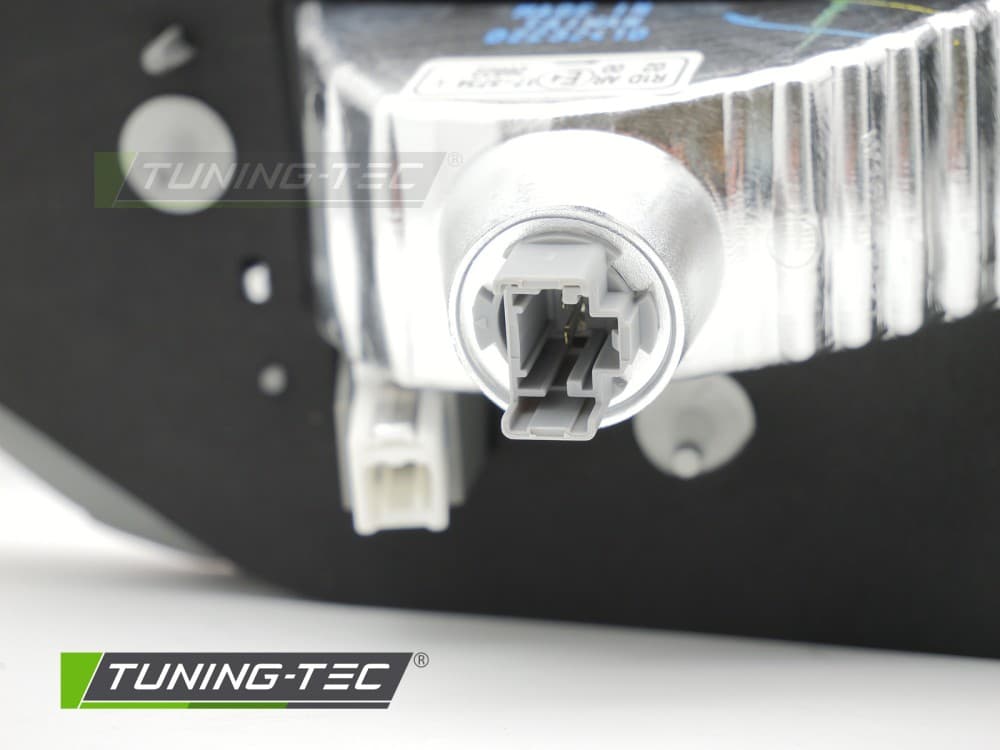 Zadné LED svetlo do veka kufra Honda CR-V V 16-19 pravé – náhľad 3