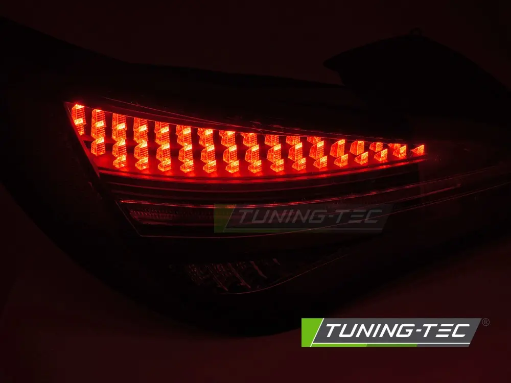 Tail lights Mercedes CLA C117 13-16 OE Bulb LED Red Smoke Black – náhľad 2