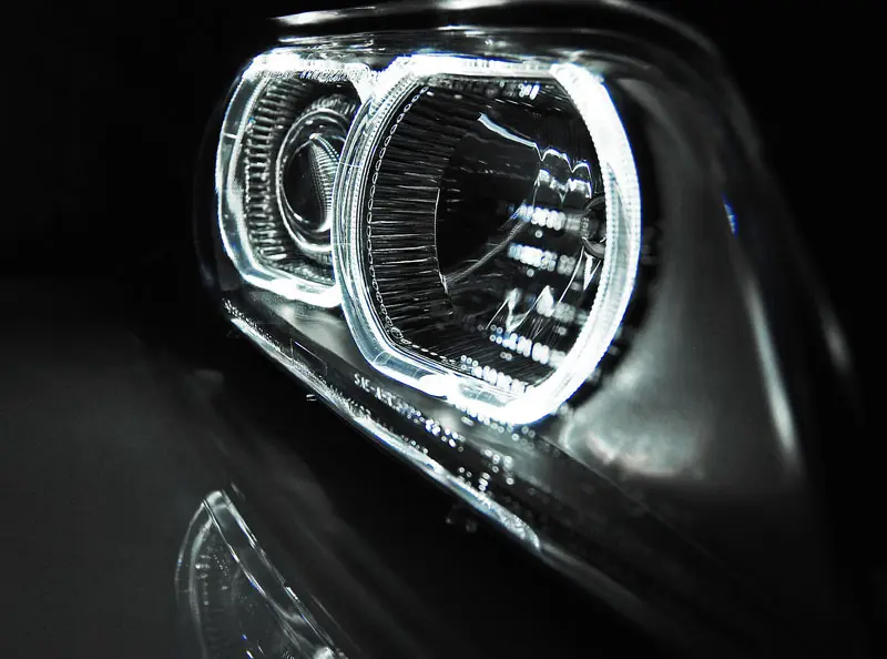 Headlights BMW E39 Halogen Angel Eyes Black – náhľad 2