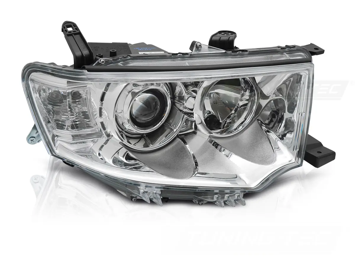 Headlight Mitsubishi Pajero 10-15 Right TYC