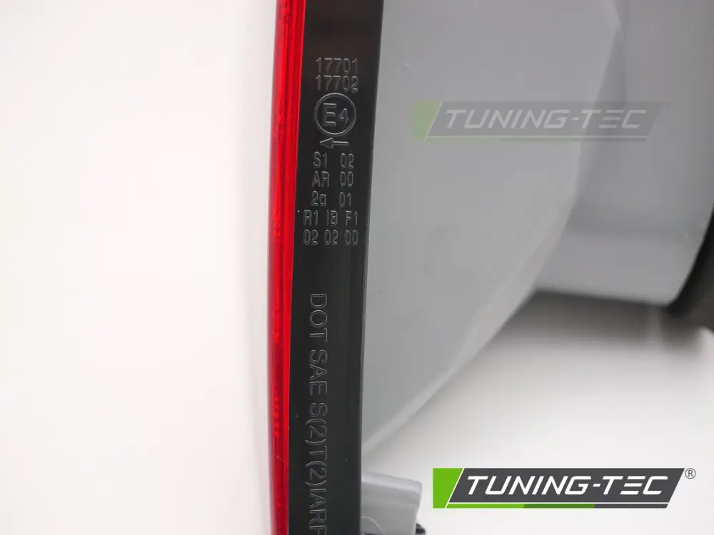 Tail light Mercedes W211 06-09 sedan LED Red White left TYC – náhľad 3