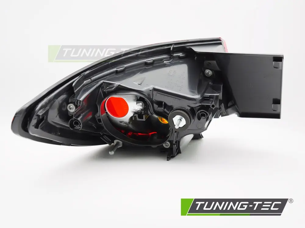 Tail light Opel Astra K 15-19 HB Red Smoke right TYC – náhľad 2